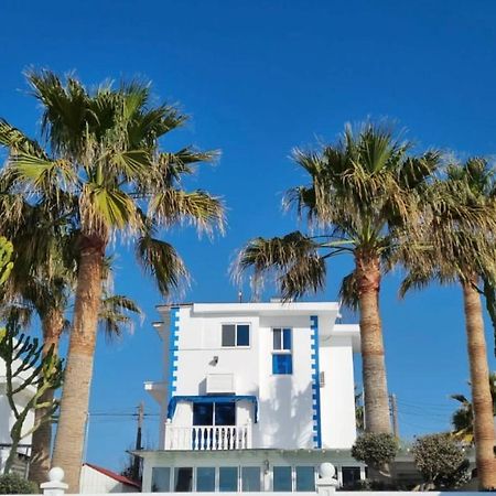 Zygi Beachfront Villa Exterior photo